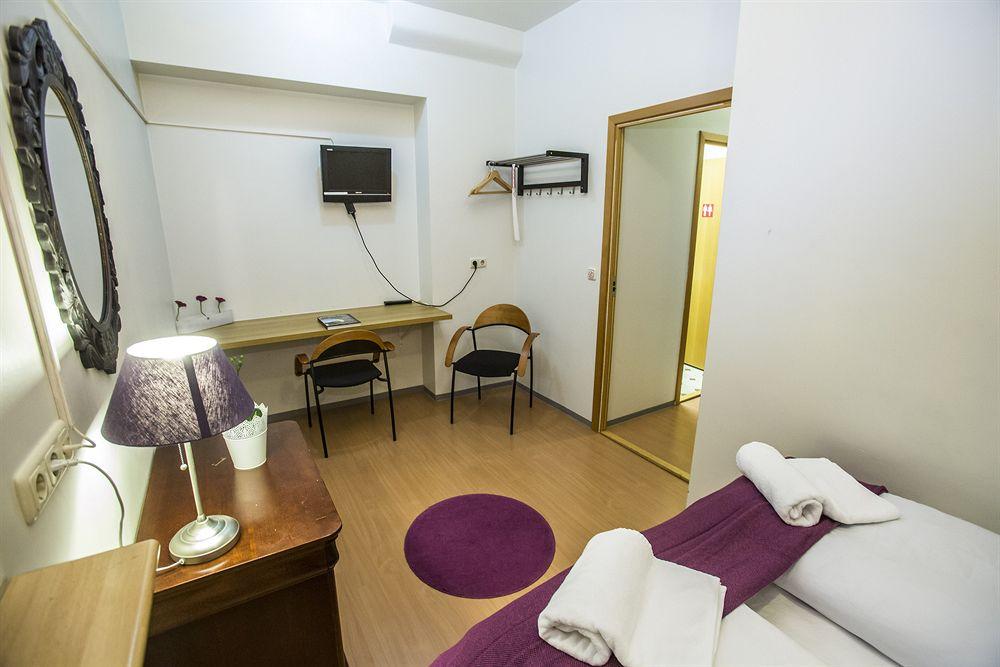 Capital-Inn Hostel 雷克雅維克 外观 照片